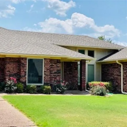 Rent this 3 bed house on 2400 Crosshill Rd in Fort Smith, Arkansas