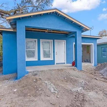 Buy this 3 bed house on 4677 Courtland Street in Altamira Heights, Tampa