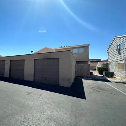 Buy this studio house on 5149 Golden Lane in Paradise, NV 89119