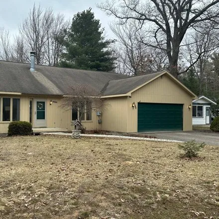 Image 4 - 6434 Barbara Avenue, Indian River, Tuscarora Township, MI 49749, USA - House for sale