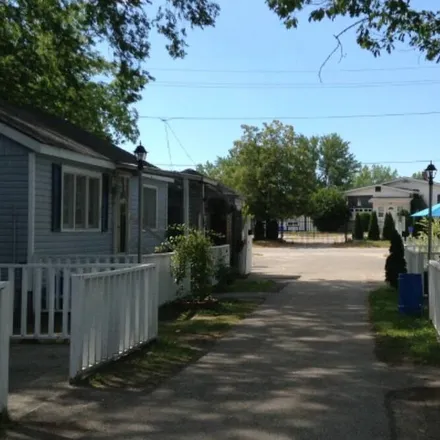 Image 7 - Wasaga Beach, ON L9Z 2L1, Canada - Townhouse for rent