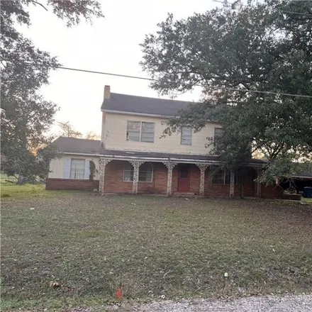 Buy this 4 bed house on 341 North Panama Street in Madisonville, TX 77864