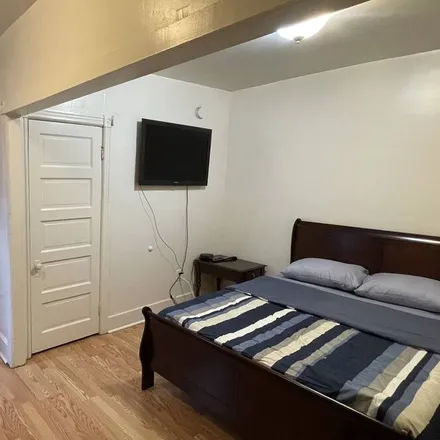 Rent this 1 bed house on Trenton