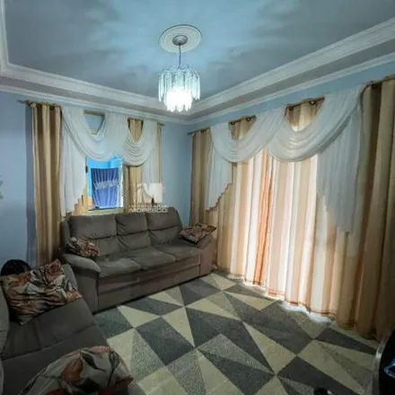 Rent this 3 bed house on Rua das Tulipas in Rio Branco, Brusque - SC