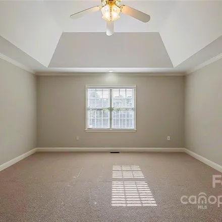 Image 8 - 703 Double Eagle Street Southwest, Concord, NC 28027, USA - House for sale