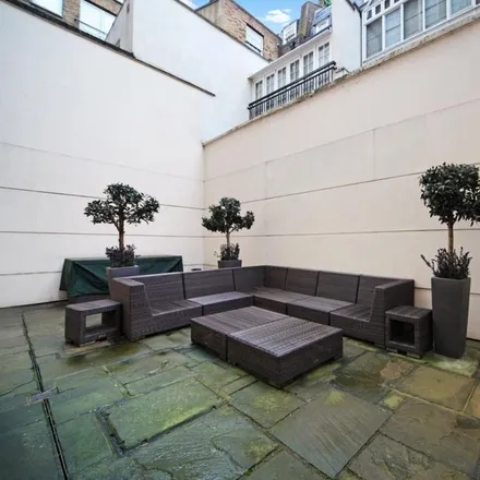 Image 9 - 10 Upper Grosvenor Street, London, W1K 2ND, United Kingdom - Apartment for rent