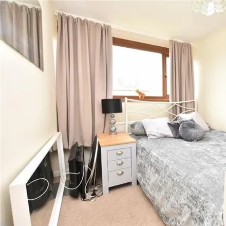 Image 6 - 34 Field End Gardens, Leeds, LS15 0QQ, United Kingdom - Duplex for sale