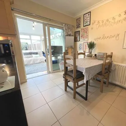 Image 6 - Seaton Crescent, Lytham St Annes, FY8 2RF, United Kingdom - House for sale
