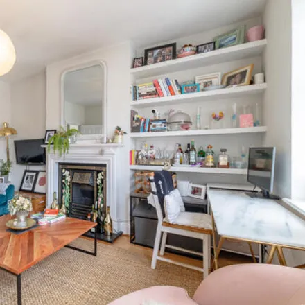 Buy this 1 bed apartment on Anandi House in 12 Beemans Row, London
