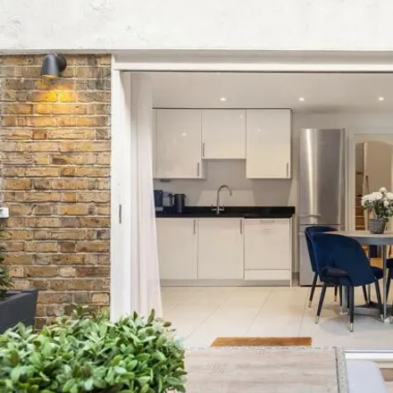Buy this 4 bed house on 52 Markham Street in London, SW3 3NS