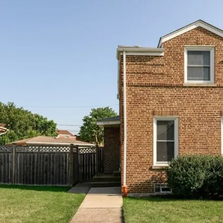 Image 2 - 7214 West Summerdale Avenue, Chicago, IL 60656, USA - House for sale