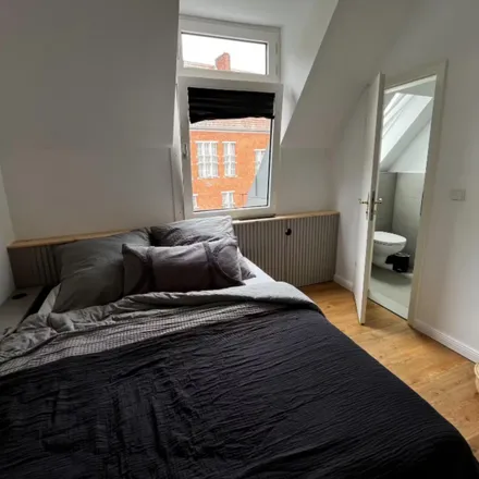 Rent this 1 bed apartment on Dusk till Dawn in Skalitzer Straße, 10997 Berlin