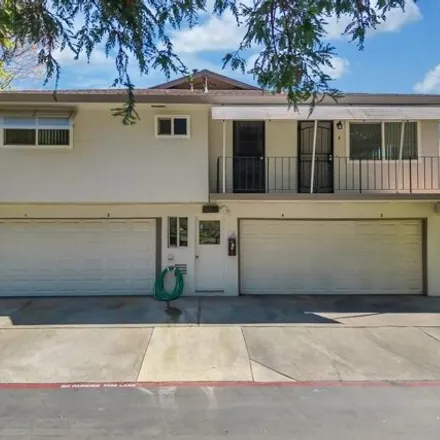 Buy this 2 bed condo on 299 Breuner Drive in Roseville, CA 95678