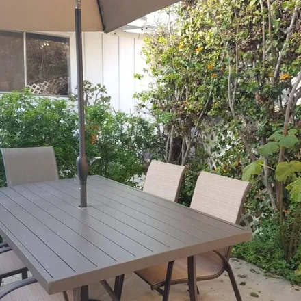 Rent this 1 bed apartment on Los Angeles