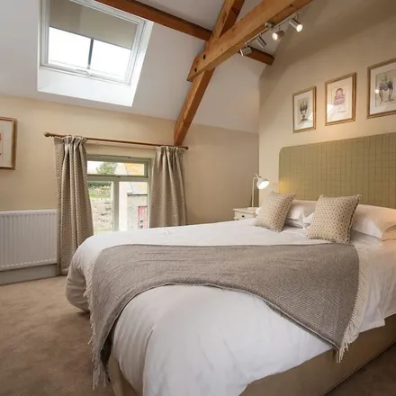 Rent this 2 bed townhouse on Whittington in NE19 2HX, United Kingdom