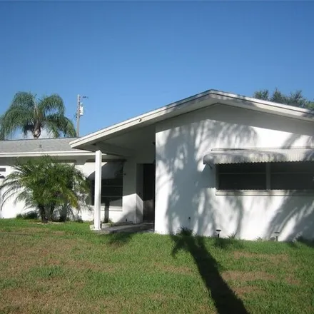 Rent this 3 bed house on 2263 Cedar Drive in Dunedin, FL 34698