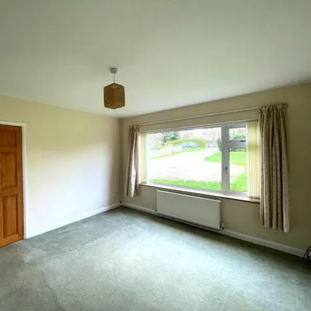Image 3 - The Slade, Daventry, NN11 4HH, United Kingdom - House for sale