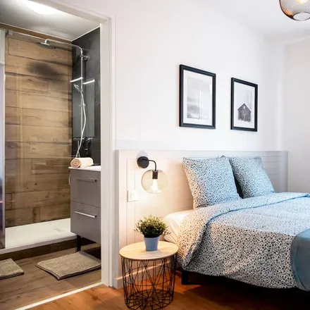 Rent this 2 bed apartment on 35760 Saint-Grégoire