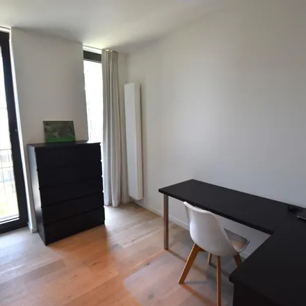 Rent this 1 bed apartment on Kattendijkdok-Oostkaai 17 in 2000 Antwerp, Belgium