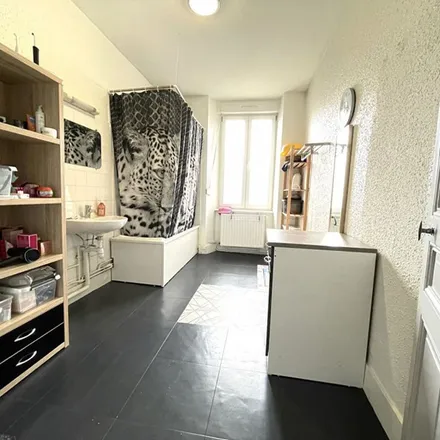 Rent this 4 bed apartment on D 613 in 54910 Valleroy, France
