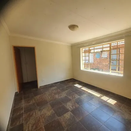 Image 4 - Veldkornet Roos Street, Wolmer, Pretoria, 0155, South Africa - Apartment for rent