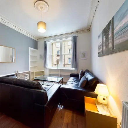 Image 3 - 20 Cathcart Place, City of Edinburgh, EH11 2HE, United Kingdom - Apartment for rent