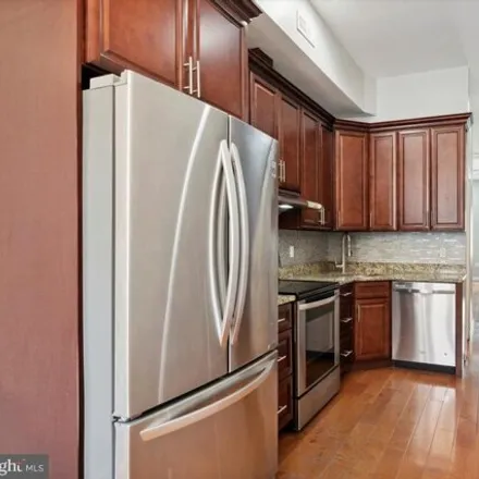 Image 3 - 528 S 13th St Unit 1, Philadelphia, Pennsylvania, 19147 - House for rent