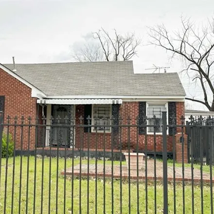 Buy this 4 bed house on 2379 Alameda Avenue in Memphis, TN 38108