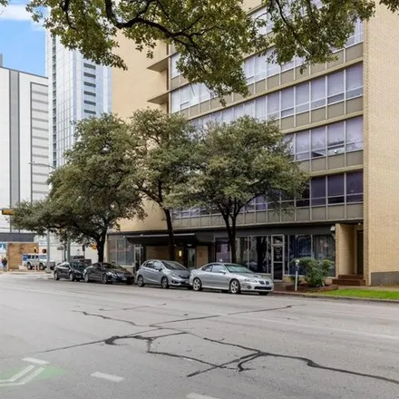 Image 3 - Greenwood Towers, 1800 Lavaca Street, Austin, TX 78701, USA - Condo for sale