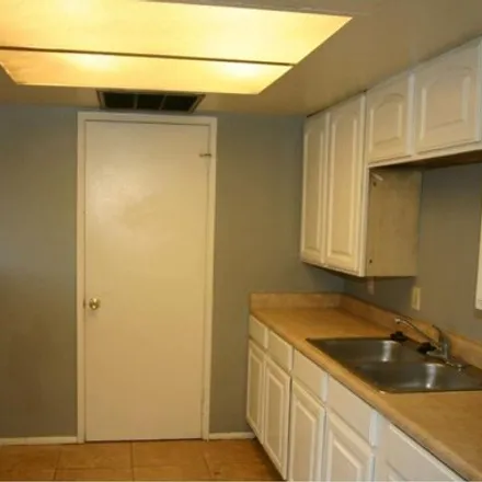 Image 4 - 4027 South 44th Street, Phoenix, AZ 85040, USA - Townhouse for rent