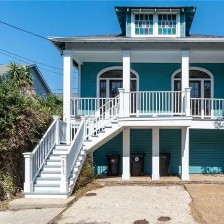 Rent this 2 bed house on 2617 Camp St in New Orleans, Louisiana