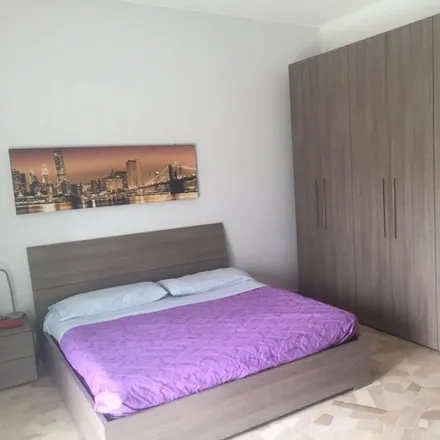 Image 2 - Stella Marina, Viale Famagosta, 31, 20142 Milan MI, Italy - Room for rent