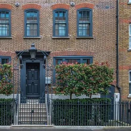 Buy this 5 bed townhouse on 8a Brune Street in Spitalfields, London