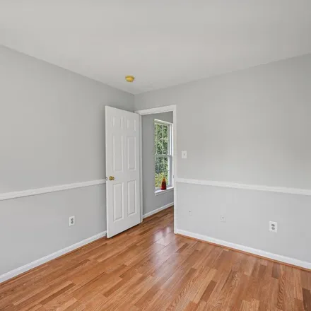 Image 2 - 12201 Emerald Way, Henderson Corner, Germantown, MD 20876, USA - Apartment for rent