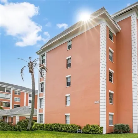Buy this 2 bed condo on 6838 20th Avenue North in Saint Petersburg, FL 33710