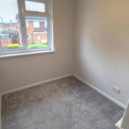 Rent this 3 bed duplex on 7 Balmoral Close in Evesham, WR11 4QN