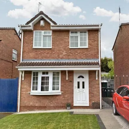 Buy this 3 bed house on Kipling Close in Nuneaton and Bedworth, CV10 9SJ