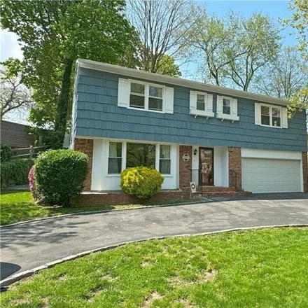 Buy this 4 bed house on 2 Mayhew Avenue in Village of Larchmont, NY 10538