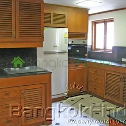 Rent this 3 bed apartment on Bobsons Suites in Soi Sukhumvit 31, Asok