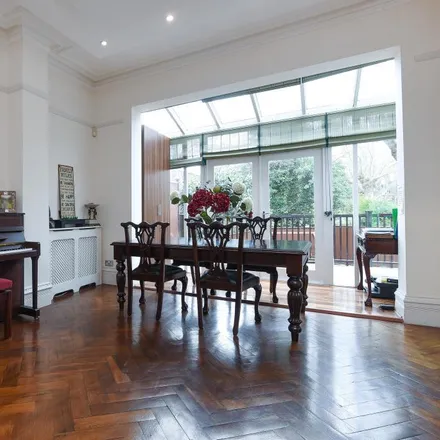 Image 4 - Spring Grove Care Home, 214 Finchley Road, London, NW3 6DH, United Kingdom - Apartment for rent