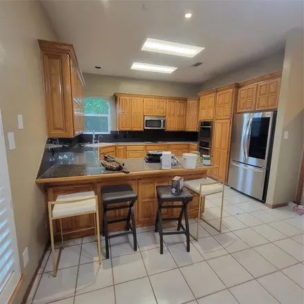 Image 3 - 3 Lombardy Terrace, Benbrook, TX 76132, USA - Apartment for rent