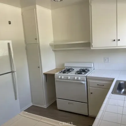 Rent this 1 bed apartment on 339 7th Street in Santa Monica, CA 90402