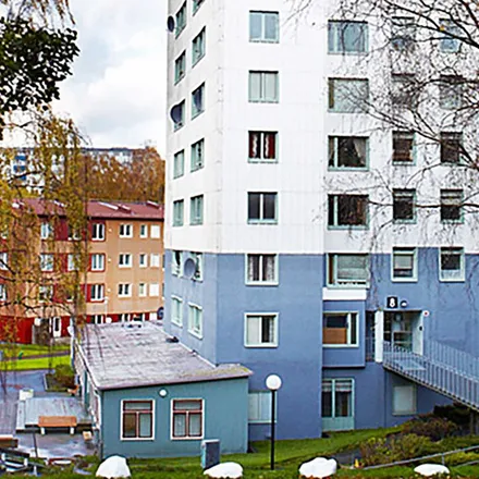 Rent this 4 bed apartment on Sommarvädersgatan 14 in 418 33 Gothenburg, Sweden