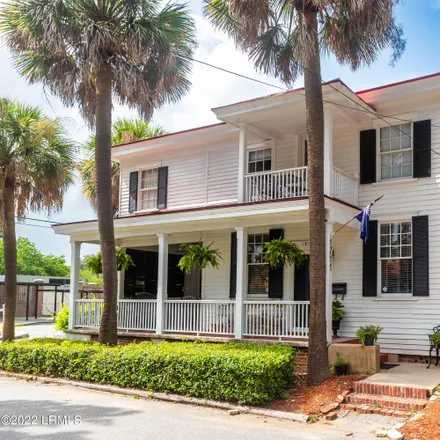 Buy this 3 bed house on 1711 King Street in Beaufort, SC 29902