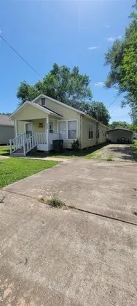 Image 4 - 436 East Strand Street, El Campo, TX 77437, USA - House for rent