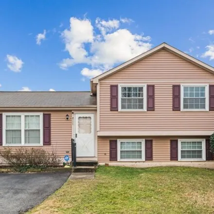 Buy this 3 bed house on 8111 Brown Court in Hybla Valley, VA 22306