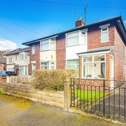 Buy this 3 bed duplex on Shenstone Road in Sheffield, S6 1SU
