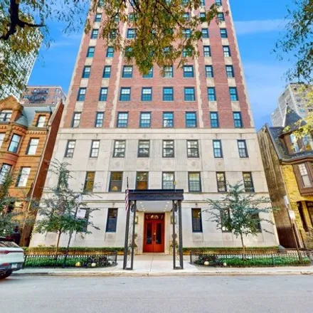 Buy this 1 bed condo on 73 East Elm Street in Chicago, IL 60611