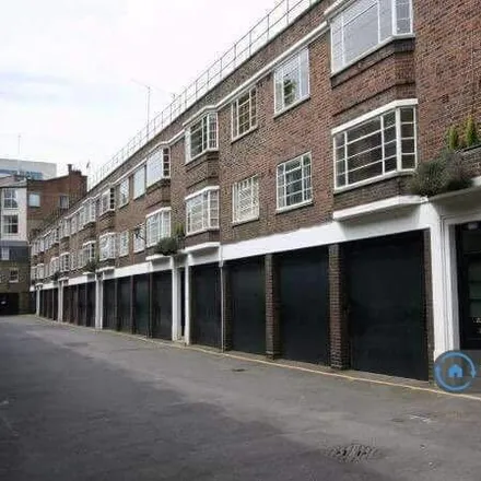 Image 3 - Decadence, 36 Store Street, London, WC1E 7QB, United Kingdom - Apartment for rent