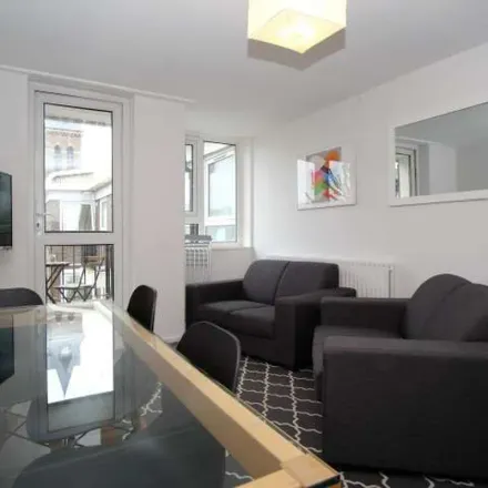 Image 9 - 79 Spey Street, London, E14 6PP, United Kingdom - Apartment for rent